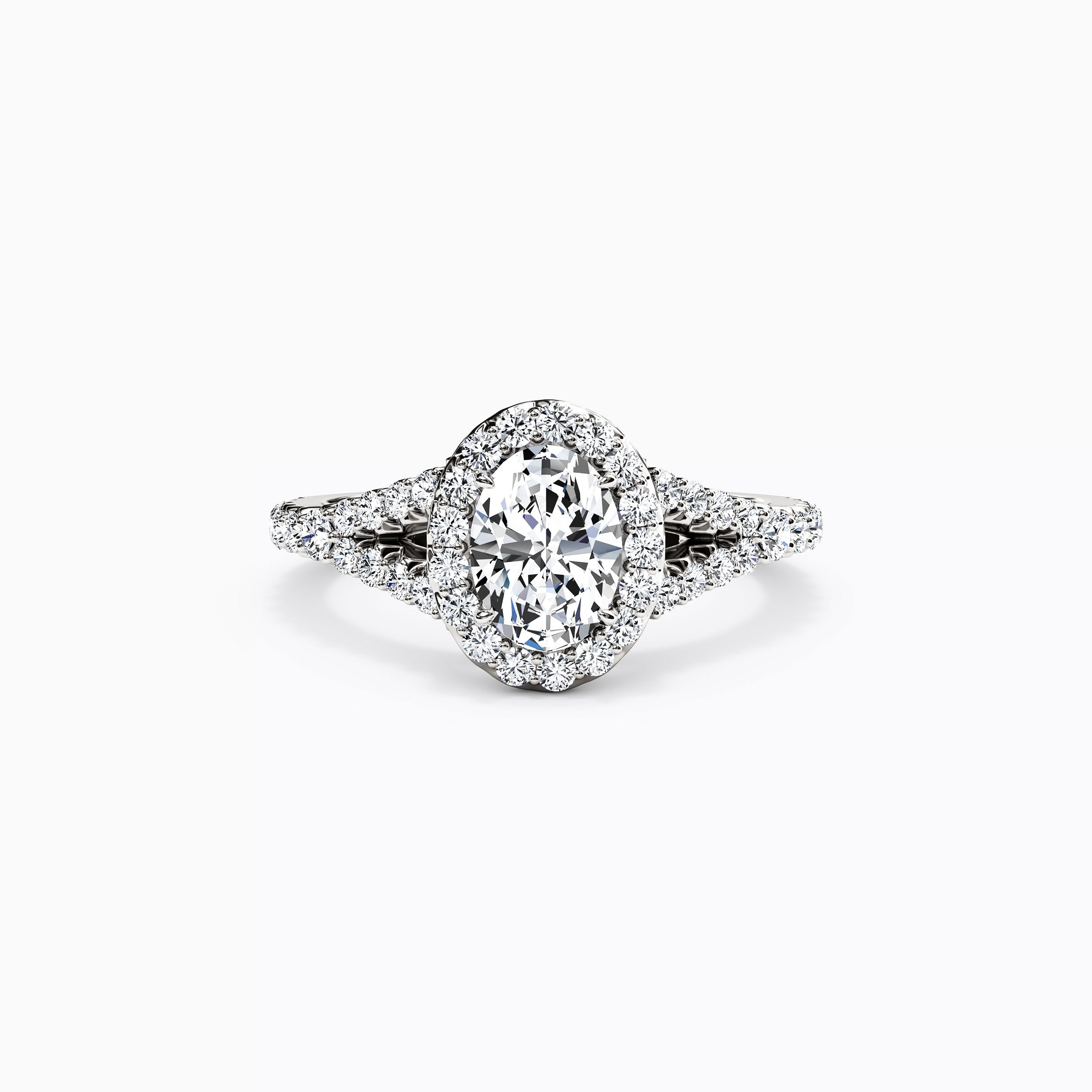 Bague de Fiançailles Ovale Entourée de Diamants en Platine